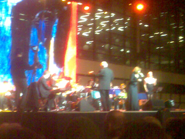 Koncert Tereze Kesovije u Novom Sadu, februar 2011, 01.jpg